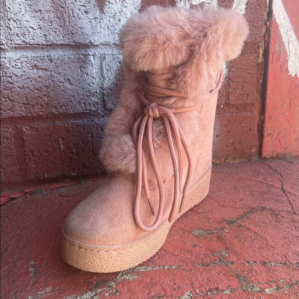 Women's Pink Fur-Lined Boots - Picture 6 of 7